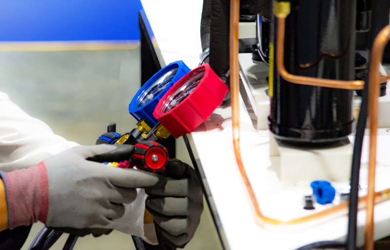 Certyfikat F gazy – Klucz do pracy z czynnikami chłodniczymi